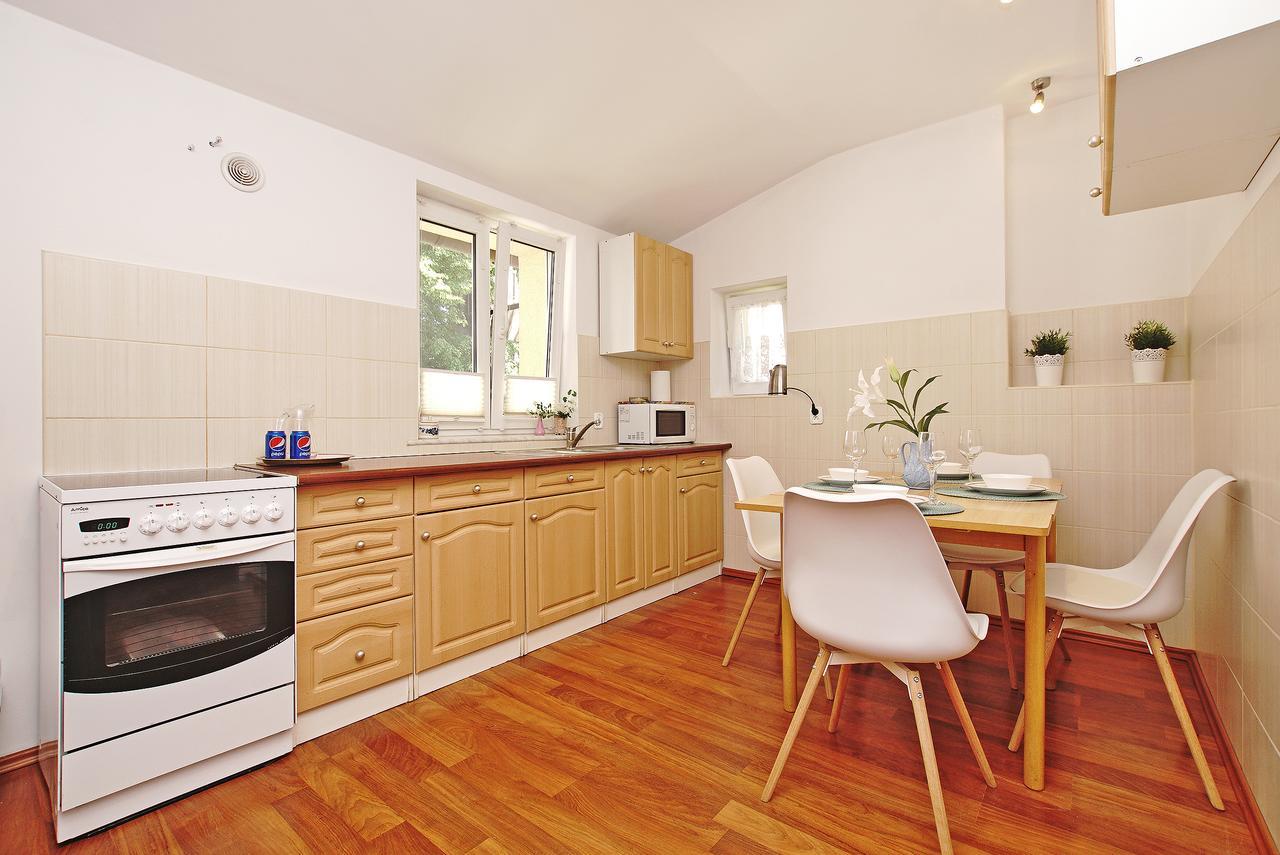 Rodzinny Przy Plazy Apartment *